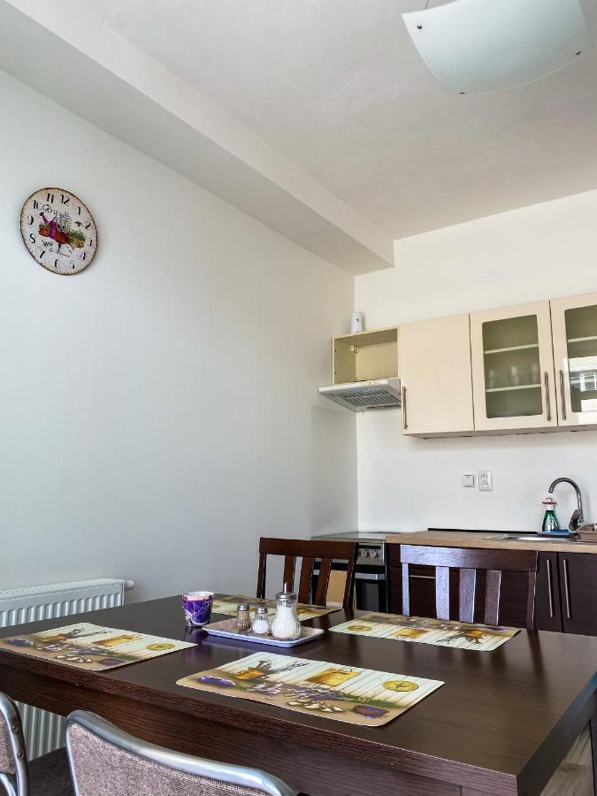 Apartman Kapitana Nalepku Anna Liptovský Mikuláš Buitenkant foto