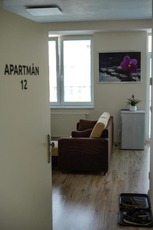 Apartman Kapitana Nalepku Anna Liptovský Mikuláš Buitenkant foto